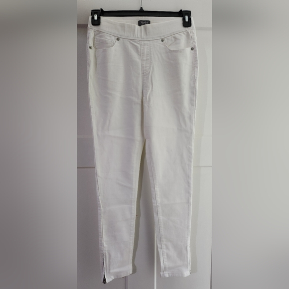 Martha Stewart Regular knit denim ankle jeans w/ zipper. Size 8. Nwot - Picture 1 of 2